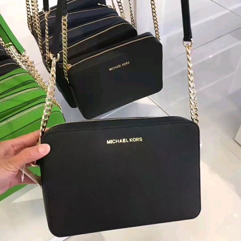 New 2019 crossbody saffiano leather AUTHENTIC - Picture 6 of 8